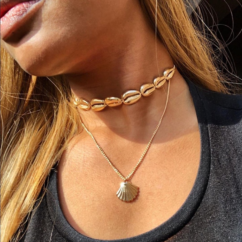 Shell Choker Necklace, Gold